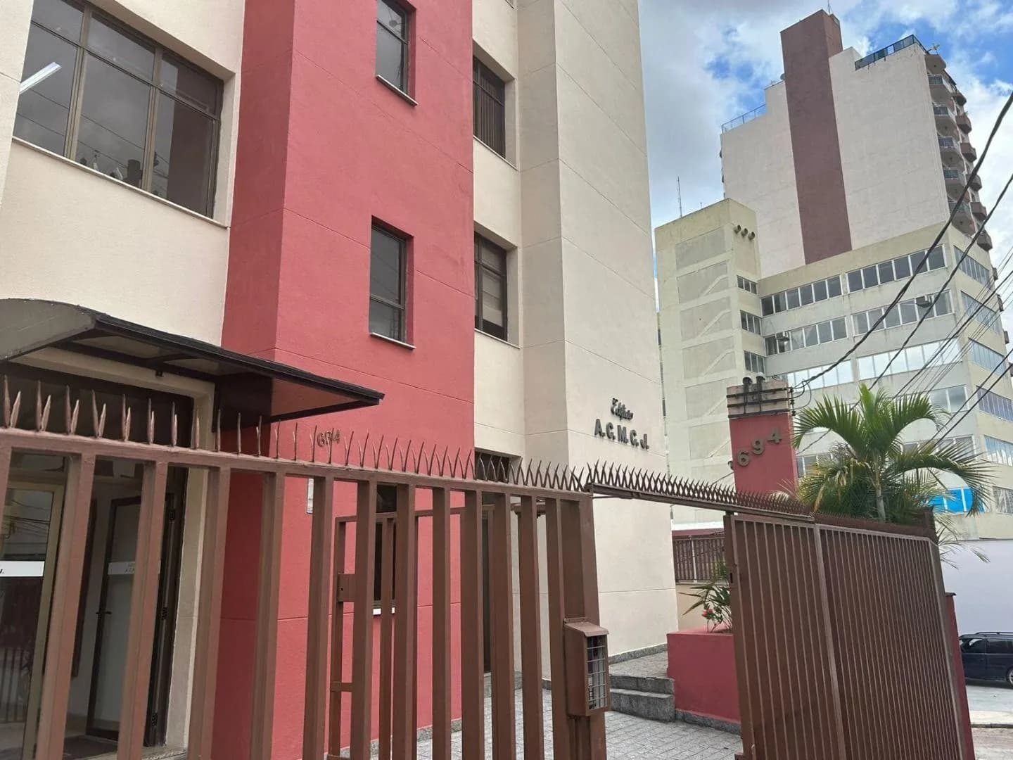 OTIMA SALA PARA VENDA - 40 M² - 1 VAGA- JUNDIAI