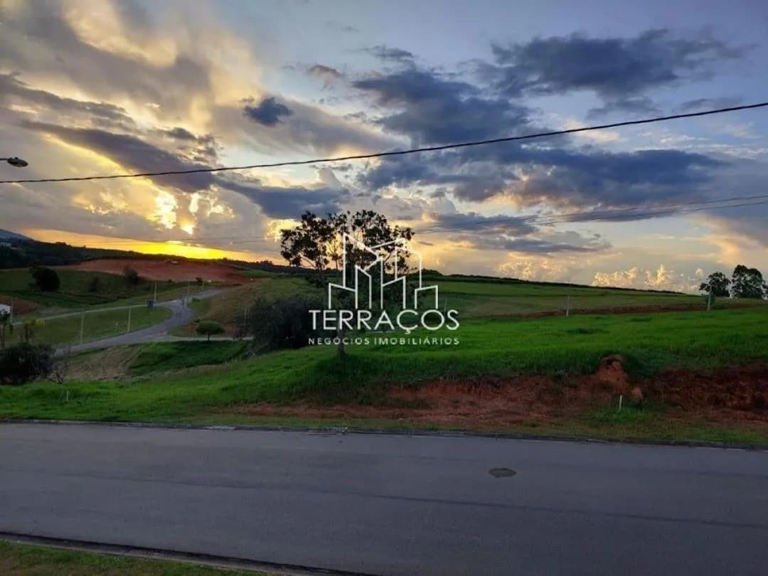ÓTIMO TERRENO COM VISTA PARA O POR DO SOL À VENDA NO CONDOMÍNIO TERRAS CAXAMBÚ EM JUNDIAÍ SP.